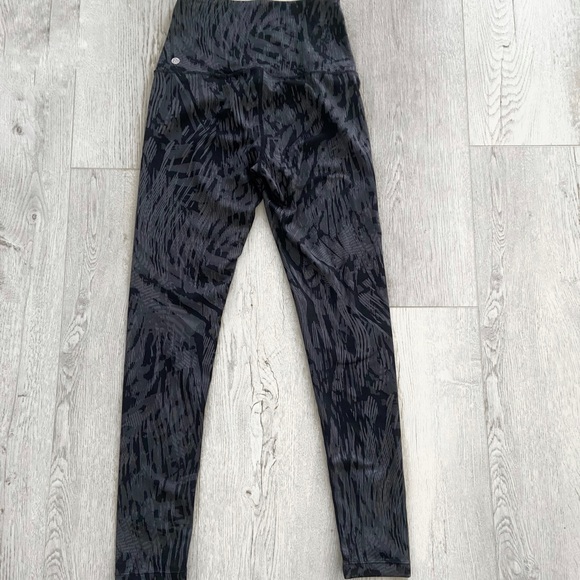 Zella | High waisted yoga leggings - Picture 7 of 8